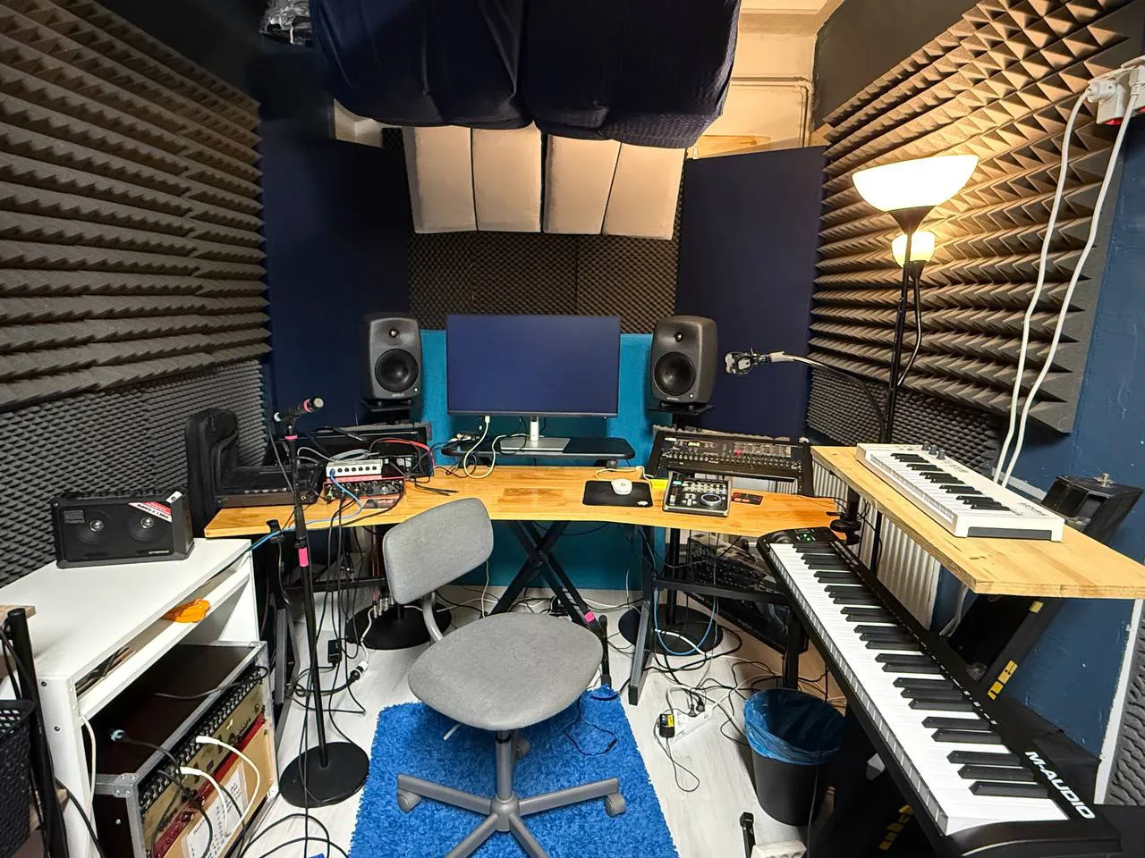 Studio Bunkkeri production room
